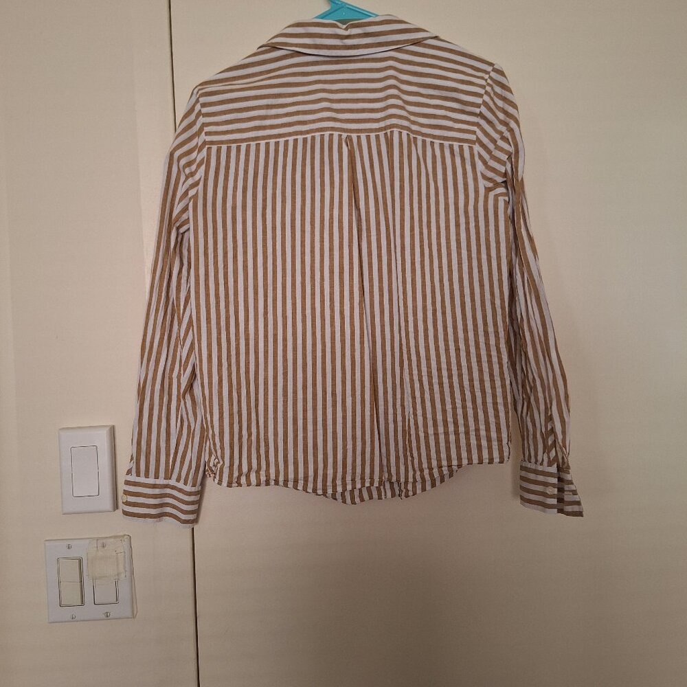 White and brown striped women's button-up - Picture 4 of 5